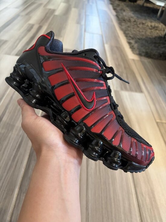 Men\'s Nike Shox TL Casual Shoes - Deadpool Black/University Red IF6202-001 main image 4